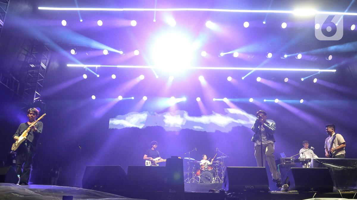 Bergalau Ria Bersama Juicy Luicy di Festival Musik Soundsfest 2025