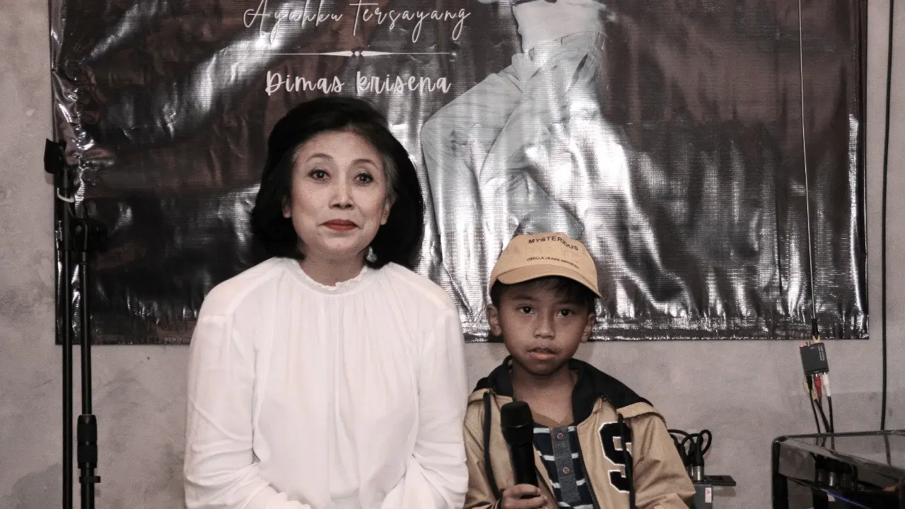 Penyanyi Cilik Dimas Krisena