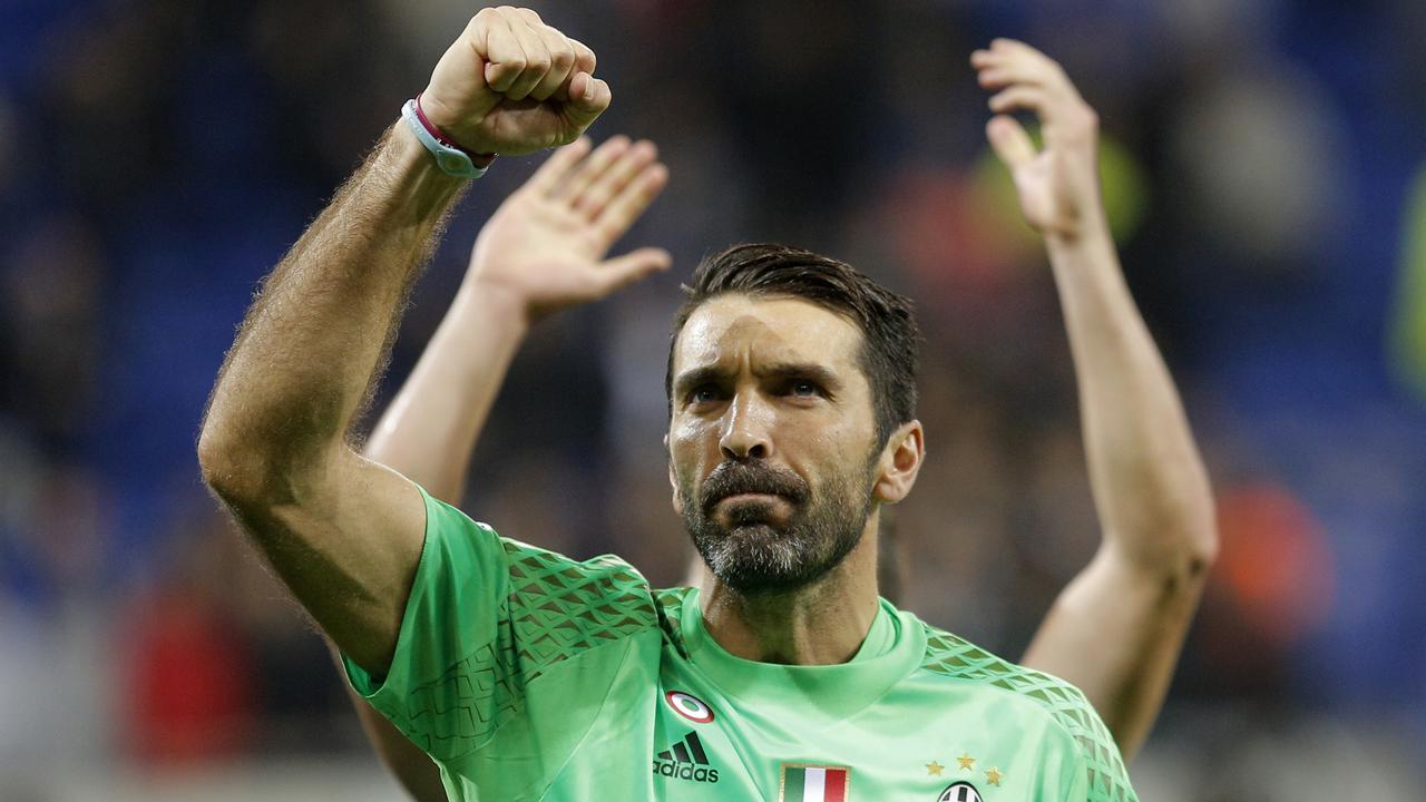 Lyon vs Juventus  Buffon