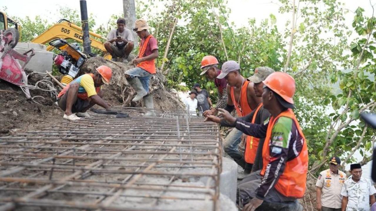 Pemprov Lampung Genjot Penanganan Longsor Simpang Umbar-Putih Doh, Target Selesai Sebulan