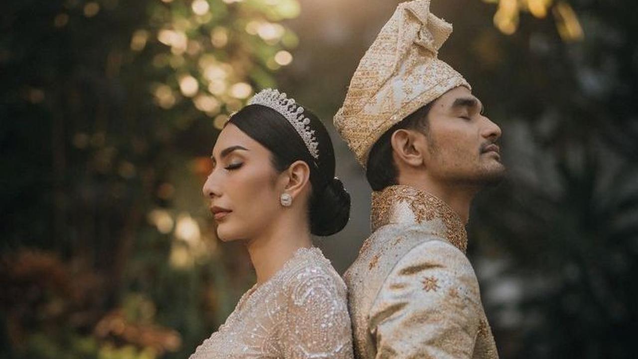 Sejumlah rekan artis ikut bahagia atas pernikahan Tyas dan Tengku Tezi. Mereka menyampaikan selamat.&nbsp;