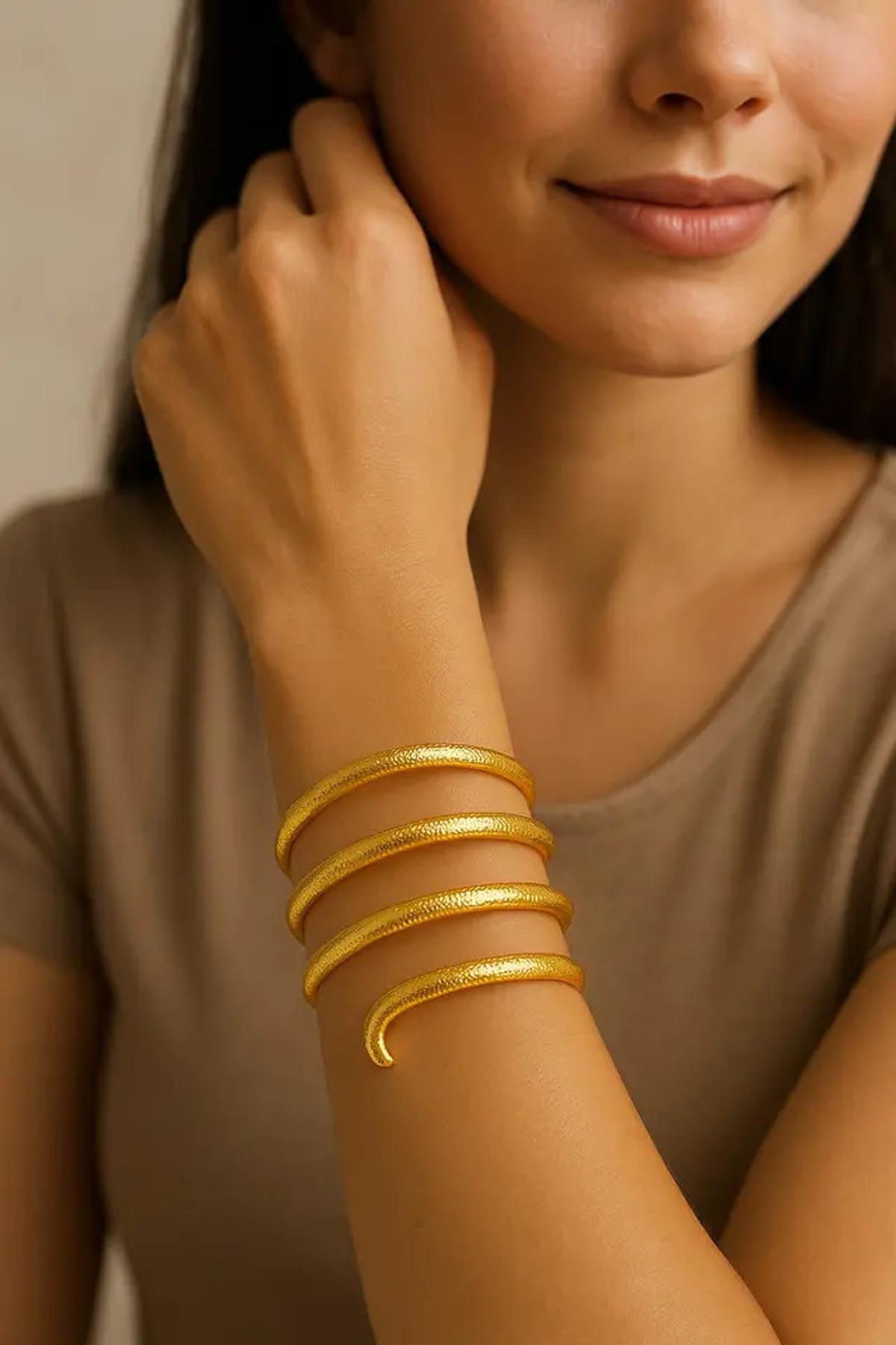 7 Model Gelang Emas Ekor Kucing 5 Gram, Cocok untuk Tampil Kekinian dan Investasi di 2025