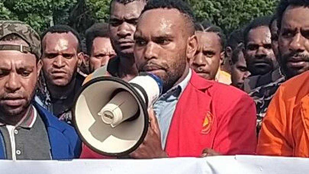 Mahasiswa Ramai-Ramai Tolak Kedatangan Ganjar untuk Beri Kuliah Umum di Uncen Papua