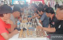 Van Effendy dari Talaud Sabet Gelar Juara Catur Petra Cup di Tomohon