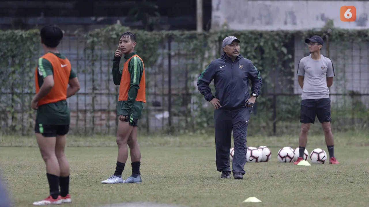 Fakhri Husaini