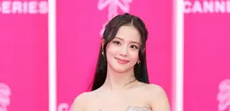 Penampilan memukau kembali ditunjukkan oleh Jisoo BLACKPINK saat menghadiri Cannes International Series Festival ke-9 pada 23 April waktu setempat. [@mtvuk].