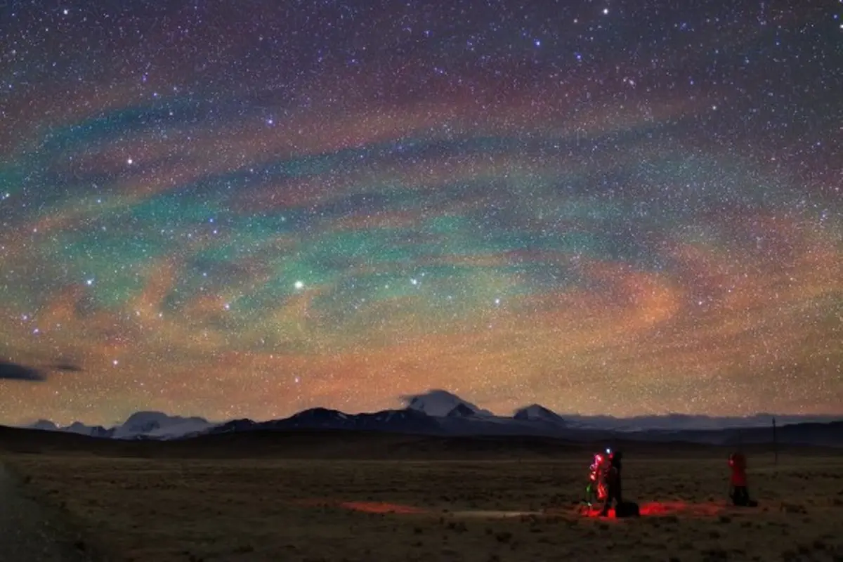 Mengagumi Panorama Langit Malam Lebih Dekat di Tibet