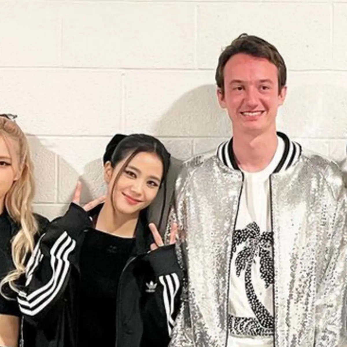 Potret Lisa BLACKPINK dan Frederic Arnault Putra Salah Satu Orang Terkaya  di Dunia, Diduga Pacaran! 