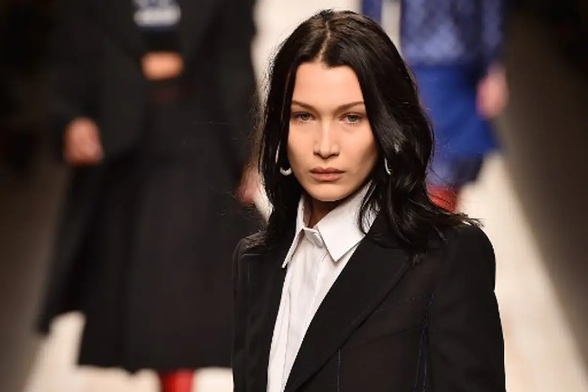 [Bintang] Bella Hadid dan Lindsay Lohan