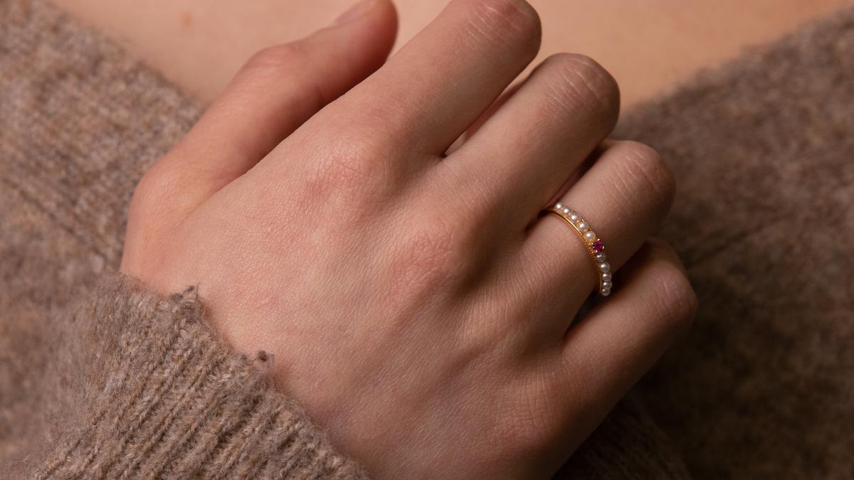 Harga Gelang Cincin Emas Hari Ini 28 Mei 2025, Cek Daftarnya di Sini