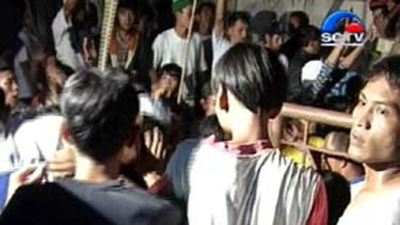 070404aFPI.jpg