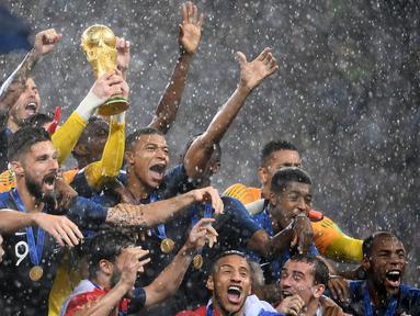 Prancis keluar sebagai juara pada perhelatan Piala Dunia 2018 Rusia setelah mengalahkan Kroasia pada laga final yang berlangsung di Stadion Luzhniki, Minggu (15/07/2022). (AFP/Jewel Samad)