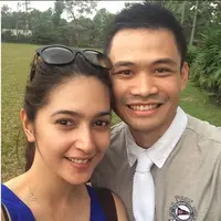 Pihak Kantor Urusan Agama (KUA) Setiabudi, Jakarta Selatan, bahkan sudah membocorkan tanggal pernikahan mereka, yaitu 20 Desember 2015. (Via Instagram/@nsyakieb85)