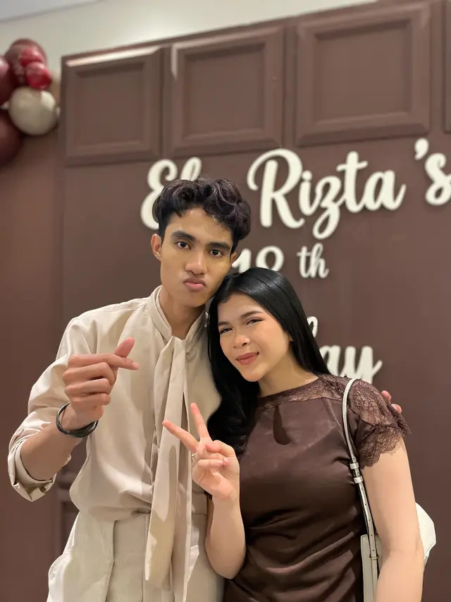 Eby DA dan Zahra DA (credit: instagram.com/streamentertainment_)