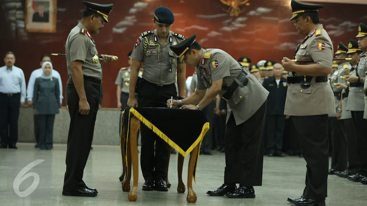 20150907-Anang Iskandar Resmi Gantikan Buwas Jadi Kabareskrim Polri-Jakarta