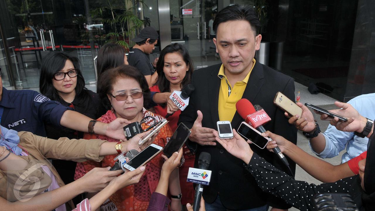 Farhat Abbas-Elza Syarief