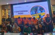 Detik-Detik Mantan Sopir Obrak-abrik Kamar Hakim PN Medan Siram Bensin Langsung Dibakar