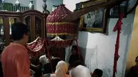 Suasana rumah duka almarhum Andi Maddusila, Raja Gowa ke-37, di Jalan Bumi 22, Perumahan Bumi Permata Hijau, Makassar. (Istimewa/KabarMakassar.com)