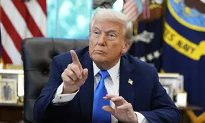 Presiden Amerika Serikat, Donald Trump, di Ruang Oval, Gedung Putih, pada 19 September 2025. (Dok. AP/Alex Brandon)