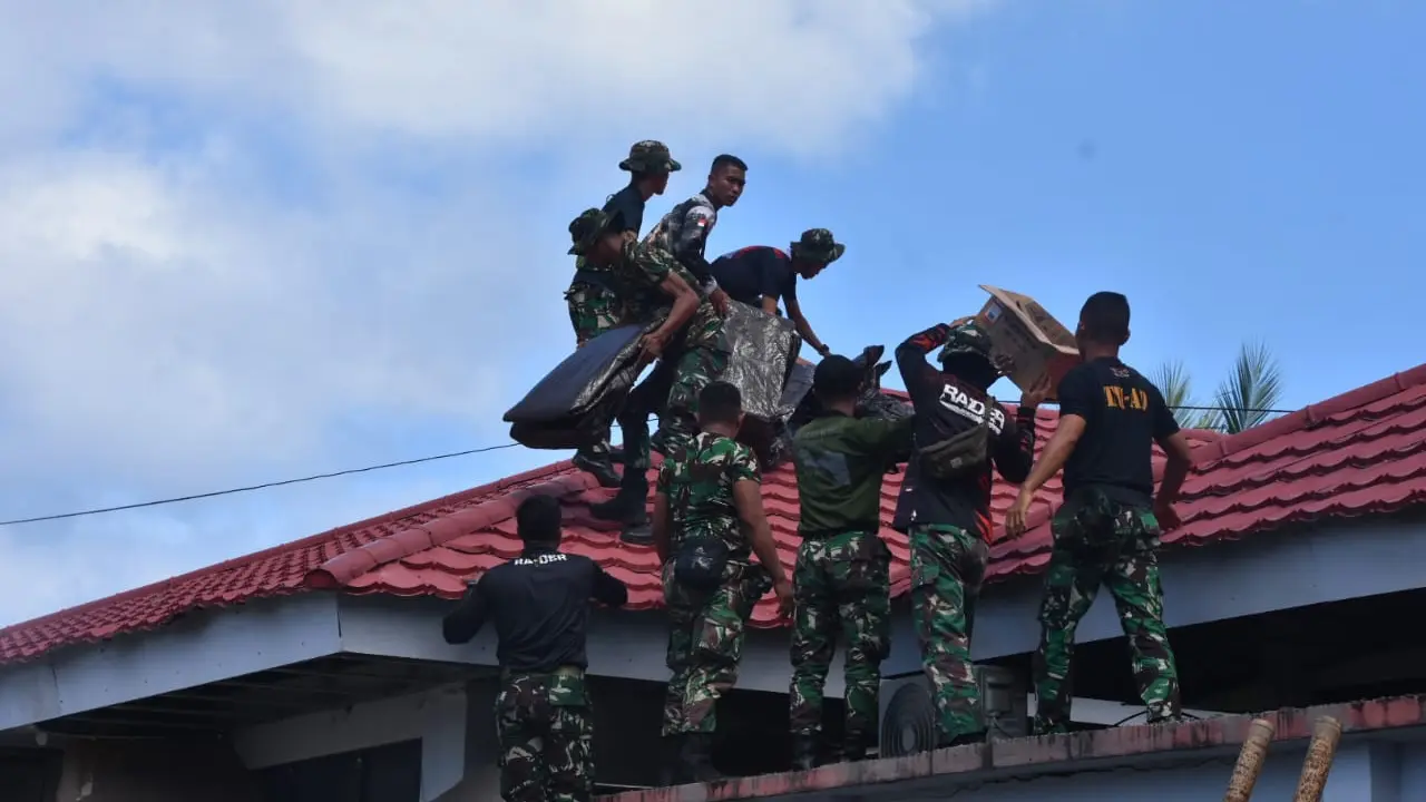 Satgas Gulbencal adalah melakukan sejumlah pembenahan, salah satu Puskesmas yang berada di Tagulandang, Kabupaten Kepulauan Sitaro, pada Rabu (24/4/2024).