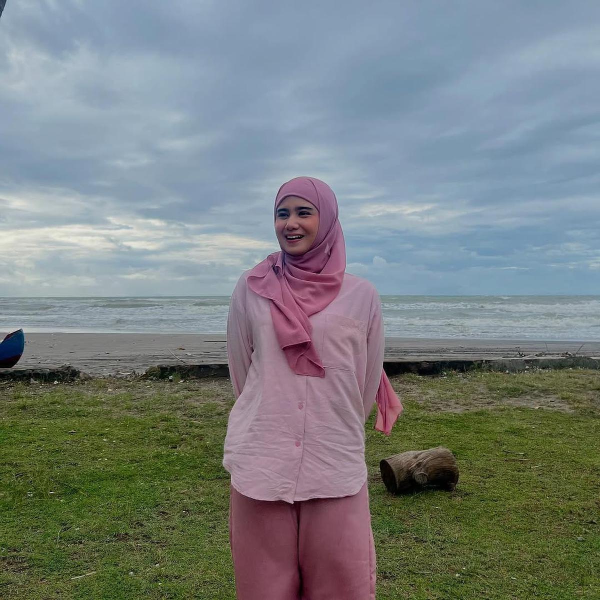 Berhijab untuk Keperluan Syuting Film, Tissa Biani Dipuji Cantik dan Mendadak Dipanggil Ukhti