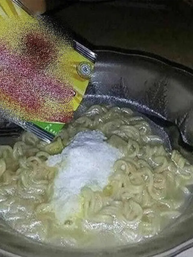 6 Menu Buka Puasa Kombinasi Mi dan Minuman Ini Absurd Banget