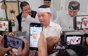 Gubernur Jawa Barat Dedi Mulyadi telah resmi memutuskan Upah Minimum Kabupaten/Kota (UMK) 2026 Jawa Barat, Rabu (24/12/2025). (Liputan6.com/Arya Prakasa)