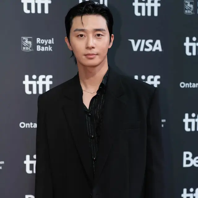 10 Gaya Artis di Red Carpet TIFF 2023, dari Prilly Latuconsina, Shenina Cinnamon, hingga Park Seo Joon