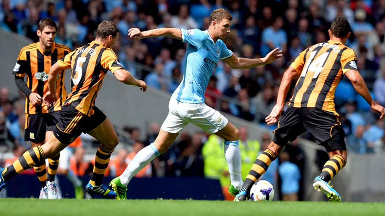 man-city-afp-130901b1.jpg
