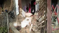 Bangunan rusak akibat gempa Banten. (Liputan6.com/Yandhi Deslatama)