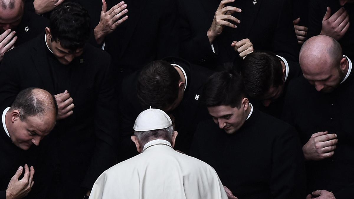 Potret Perjalanan Hidup Paus Fransiskus, Pemimpin Gereja Katolik Dunia yang Wafat di Usia 88 Tahun