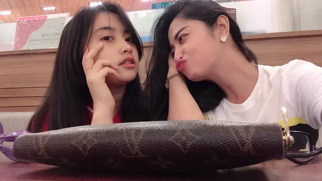 Lebby dan Dewi Perssik Selalu Tampil Kompak