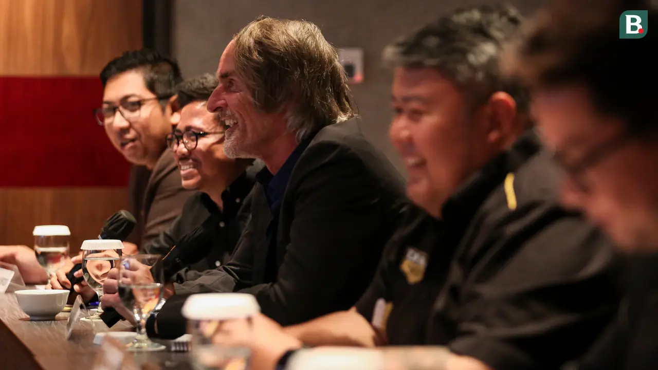 Konferensi Pers Perkenalan Pelatih Baru Dewa United Jan Olde Riekerink untuk BRI Liga 1 2022/2023