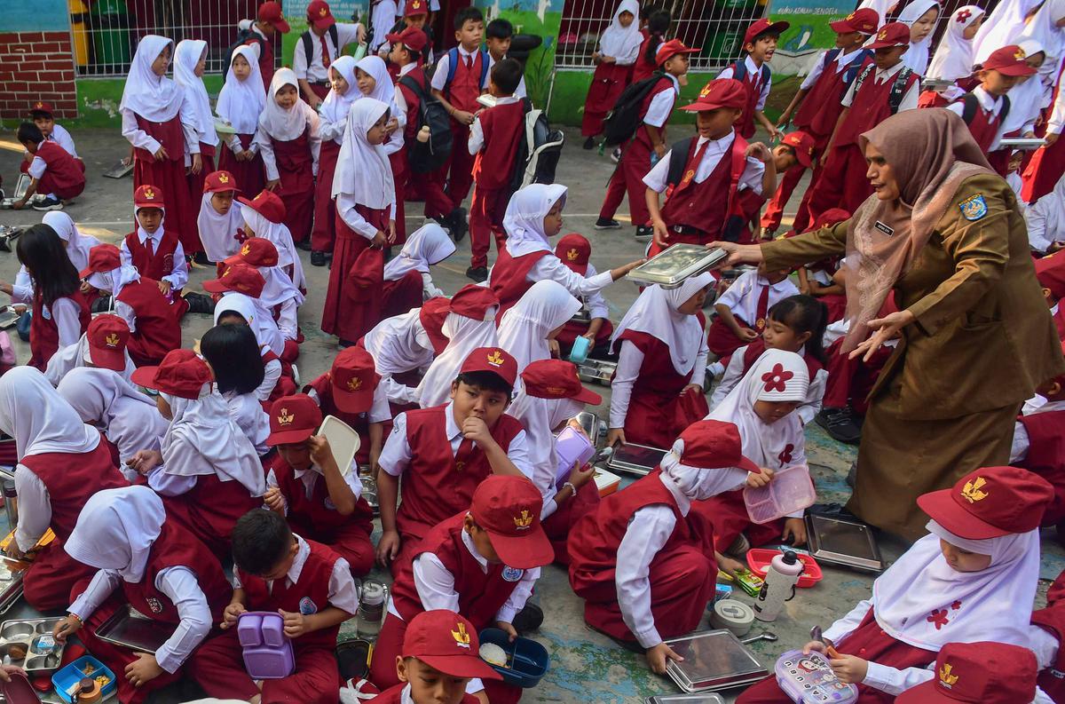 Makan Bergizi Gratis Dimulai Lagi di Tahun Ajaran Baru