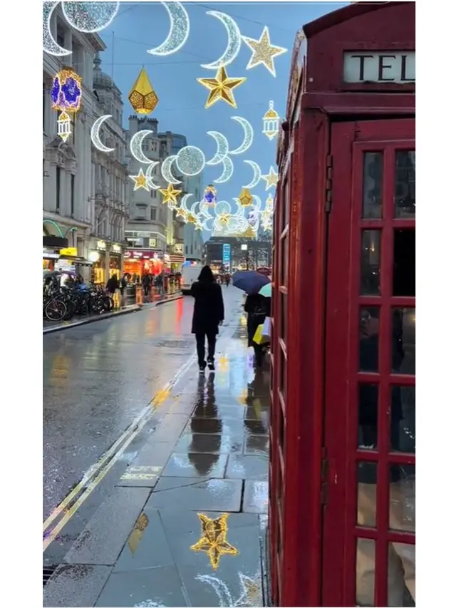Masuki Tahun Kedua Lampu Ramadhan Menyala di Kota London, Disambut Sukacita