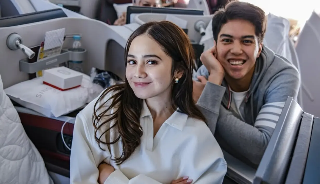 Kali ini, keduanya berhaya airport style untuk lakukan perjalanan traveling. [Foto: Instagram/ Syifa Hadju]