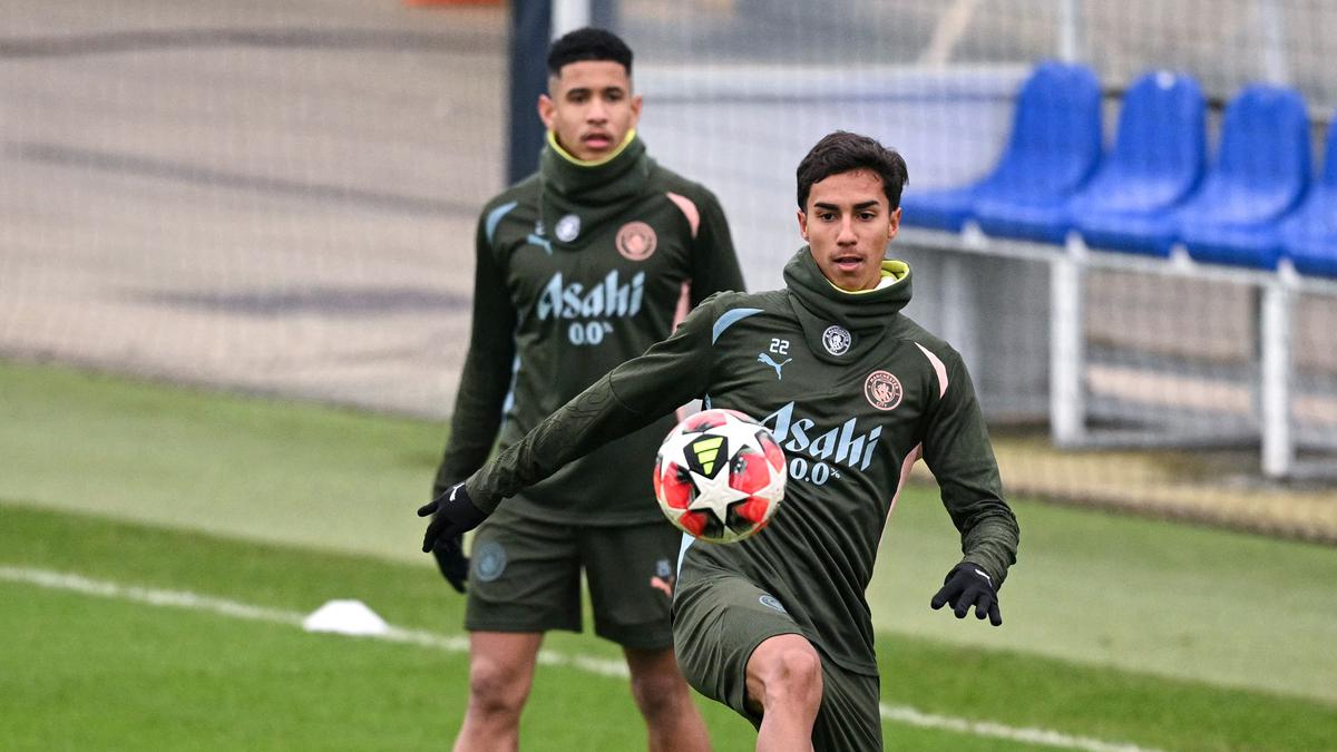 Manchester City Resmi Pinjamkan Vitor Reis ke Girona