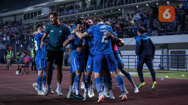 Persib Bandung vs Dewa United - BRI Liga 1 2023/2024