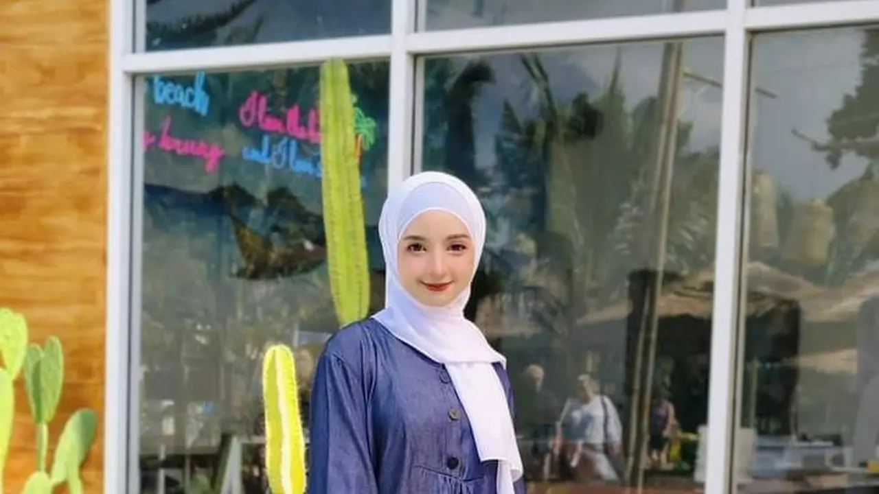 Gamis Denim atau Gamis Jeans Look