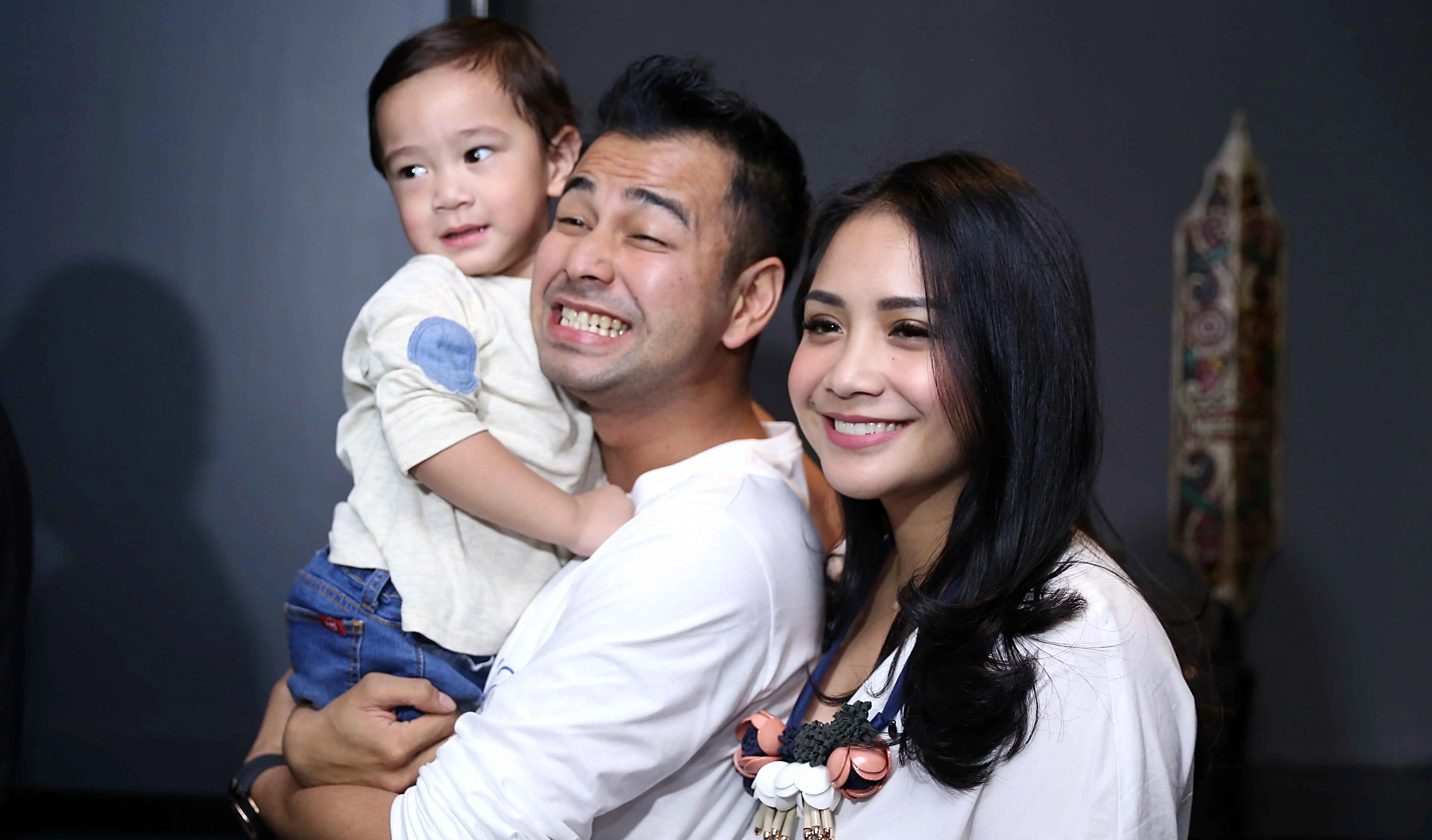 Raffi Ahmad - Nagita Slavina (Nurwahyunan/bintang.com)