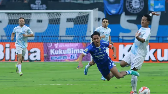 Persib Hanya Menang Tipis atas PSIM Yogyakarta - (Galeri Foto) Persib vs PSIM