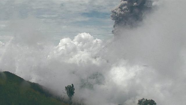 Ilustrasi - Erupsi Gunung Merapi. (Foto: Liputan6.com/Wisnu Wardhana)