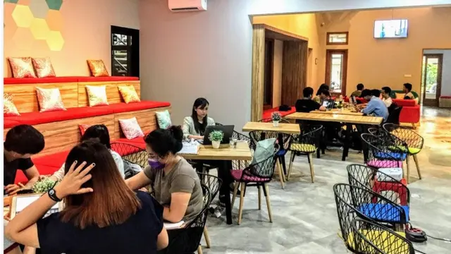 Solusi Website Profesional untuk Tingkatkan Kredibilitas Brand di Era Digital.