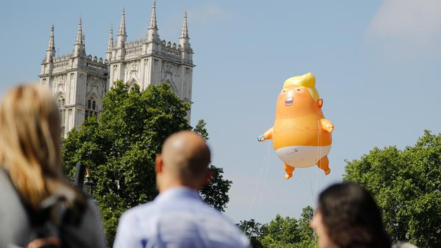 Balon Bayi Trump