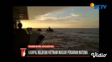 Saat dilakukan pemeriksaan, sebuah kapal penjaga pantai Vietnam mendekati area pemeriksaan.