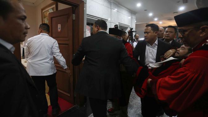 Anwar Usman Ungkap Penyebab 'Tumbang' Usai Kirab Purnabakti di Gedung MK