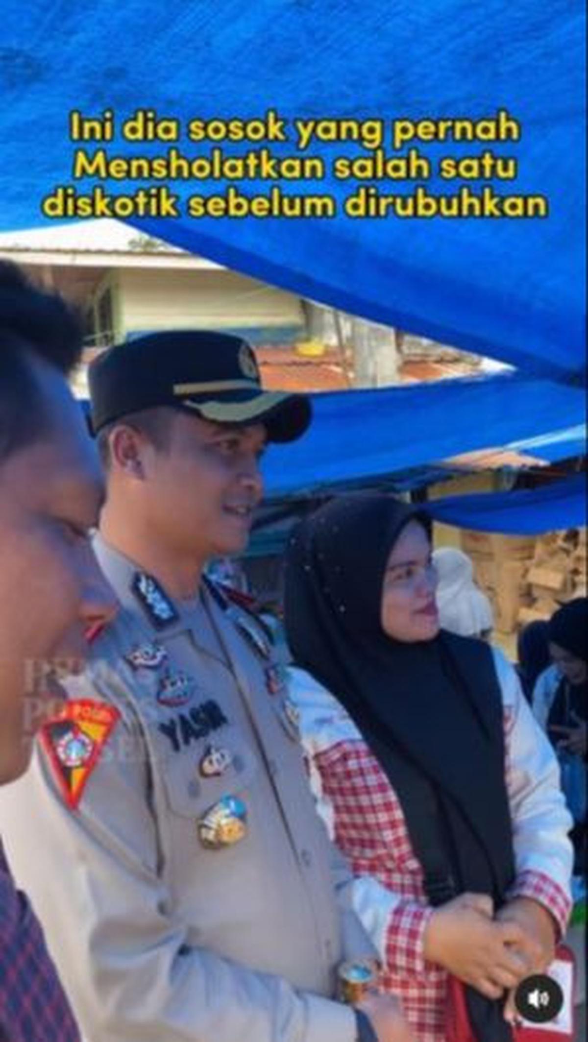 "Ini dia sosok yang pernah mensholatkan salah satu diskotik sebelum dirubuhkan," tulisnya dalam video.