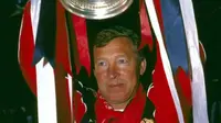 Sir Alex Ferguson membawa Manchester United menjuarai Piala FA 1989-1990. MU berhasil mengalahkan Crystal Palace pada laga final di Stadion Wembley, Mei 1990. (dok. Istimewa)