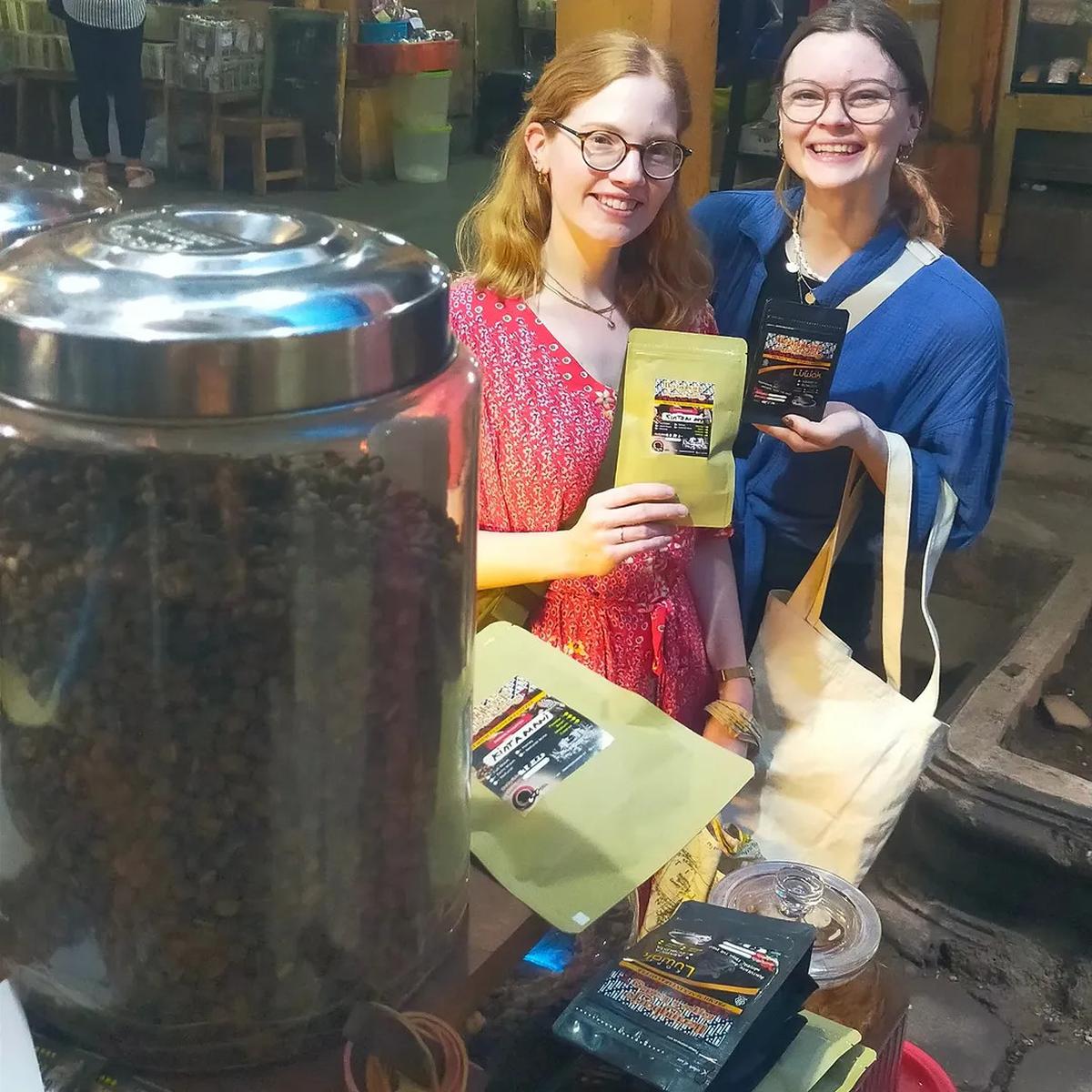 Dari Sepi hingga Diserbu Pembeli, Begini Perjalanan Kedai Kopi Viral di Tengah Pasar Beringharjo