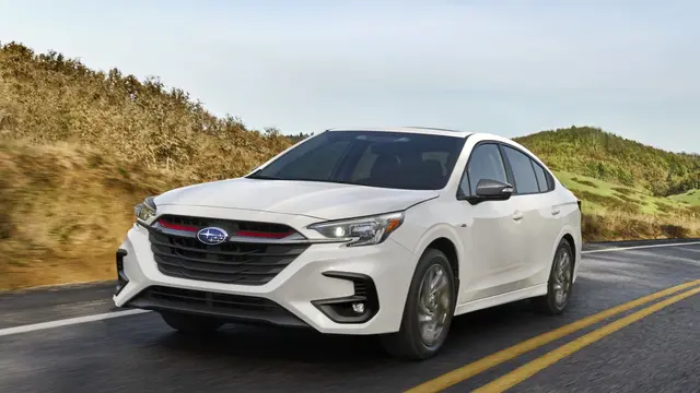 Subaru Legacy generasi pertama yang debut pada 1989, tonggak awal Subaru di pasar sedan Amerika Serikat (Subaru)